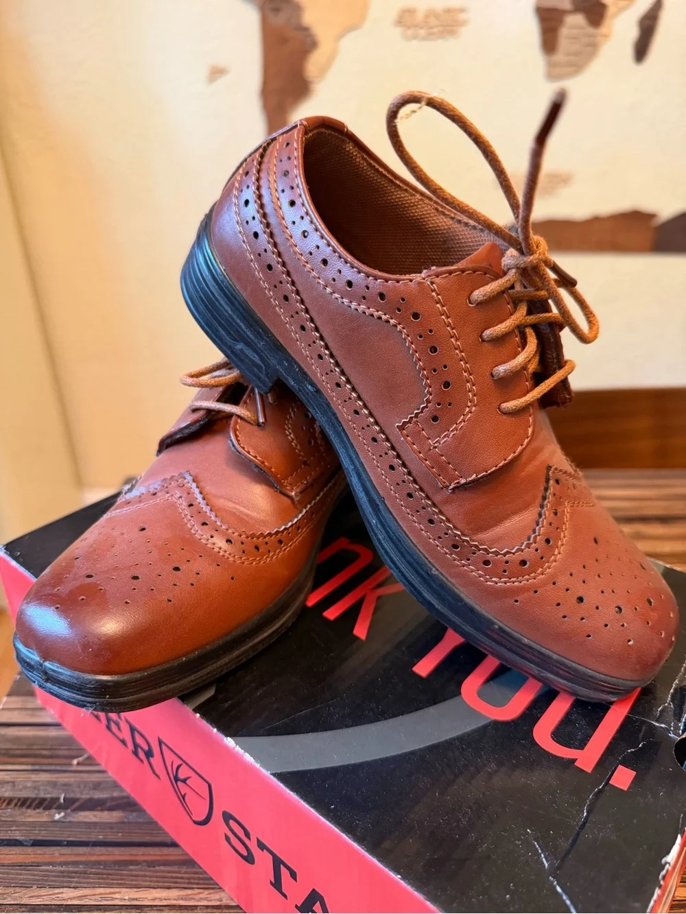 Deer Stags Kids/Boys Brown Wingtip Oxford Dress Shoes - Classic Lace-Up